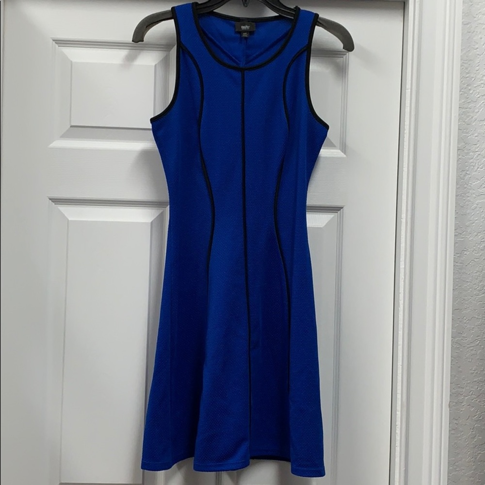 Mossimo hour glass shape dress